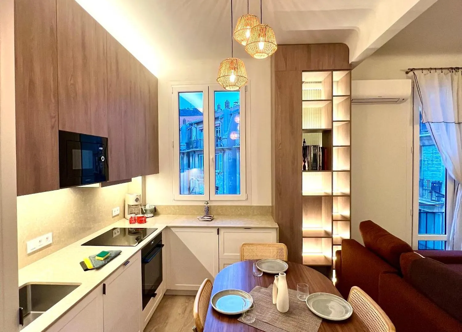 Apartment Au Port De Nice Sublime 2 Pieces Renove A Neuf Climatise