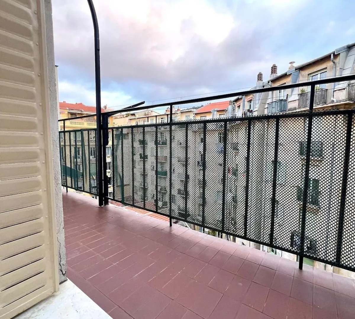Au Port De Nice Sublime 2 Pieces Renove A Neuf Climatise