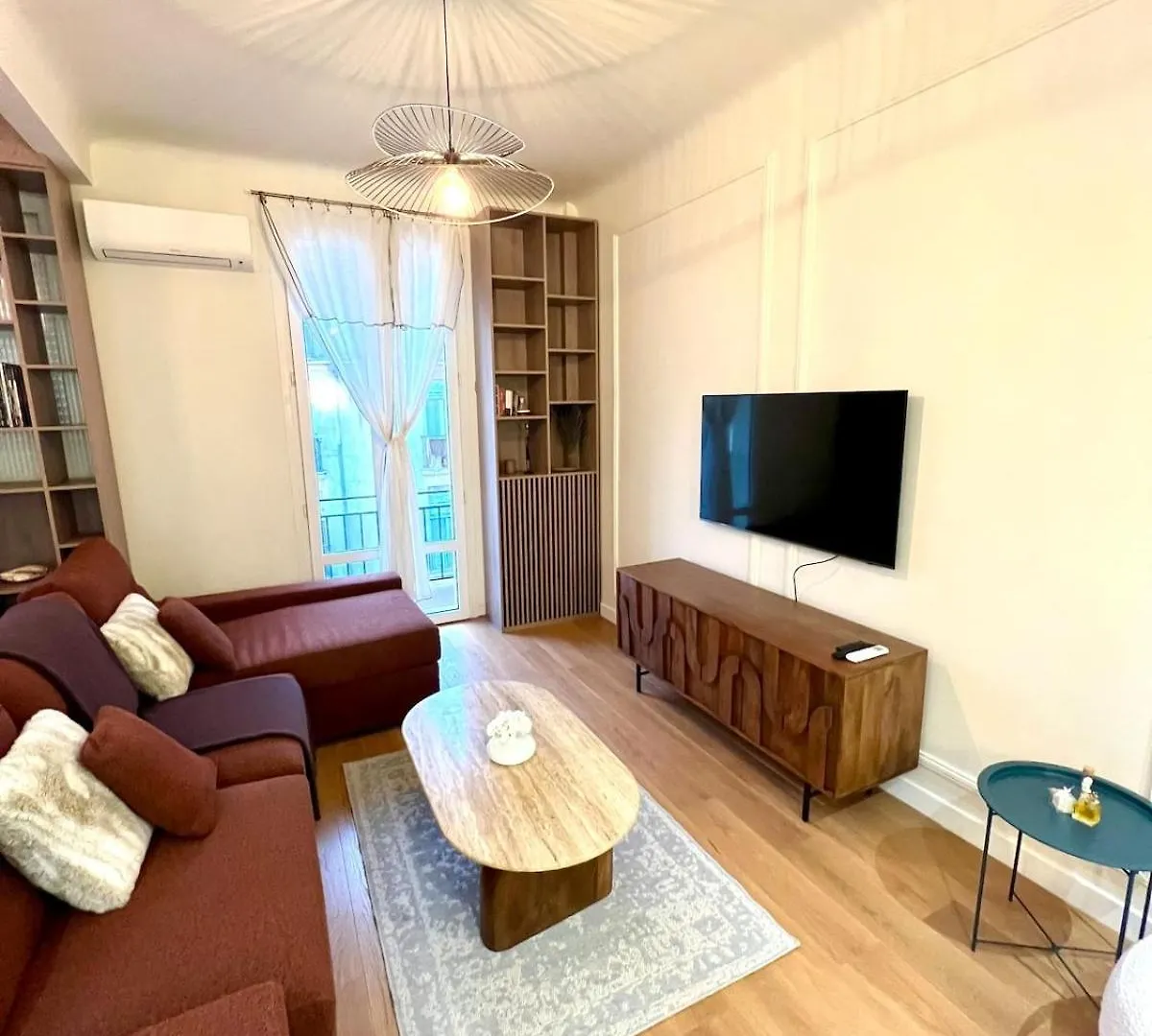 Apartment Au Port De Nice Sublime 2 Pieces Renove A Neuf Climatise France