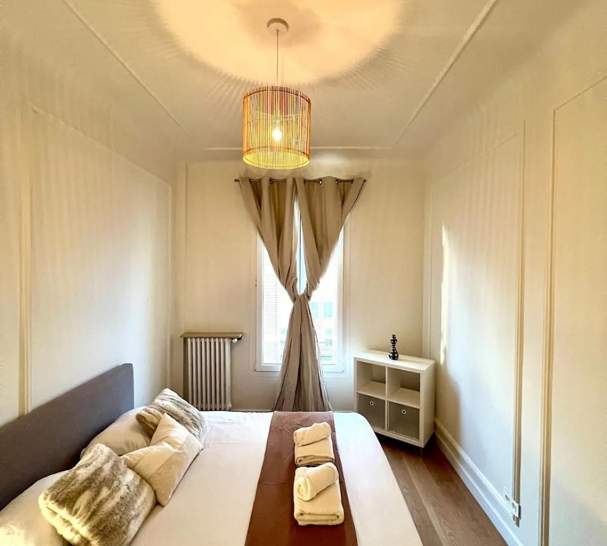 Apartment Au Port De Nice Sublime 2 Pieces Renove A Neuf Climatise