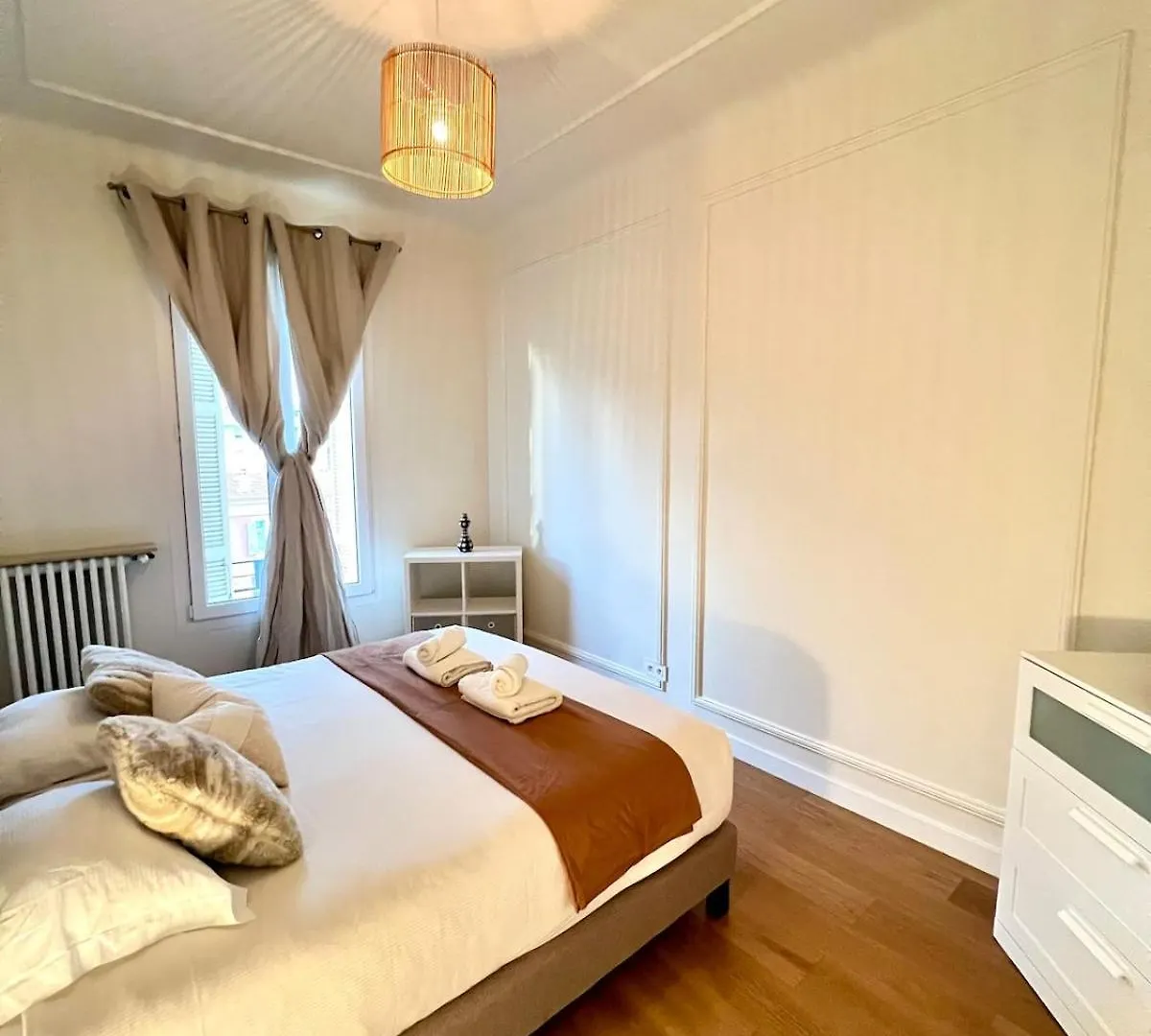 Au Port De Nice Sublime 2 Pieces Renove A Neuf Climatise Apartment